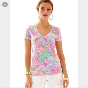 Lilly Pulitzer Short Sleeve in Multi Oh Shello